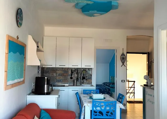 Yoelis 塞利亚马里纳