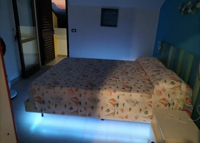 Yoelis * 塞利亚马里纳